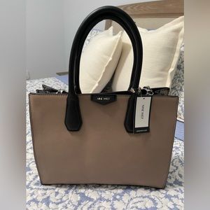 Nine West Handbag w/shoulder strap (brand new w/tags)